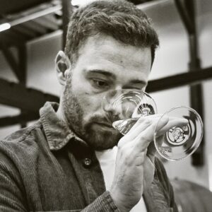 MINNEN VIINIKLUBI - Viinitasting Minnen viiniklubin jäsenille 23.4.2026 |  Tapaa Paul Girard – nouseva tähti Champagnesta